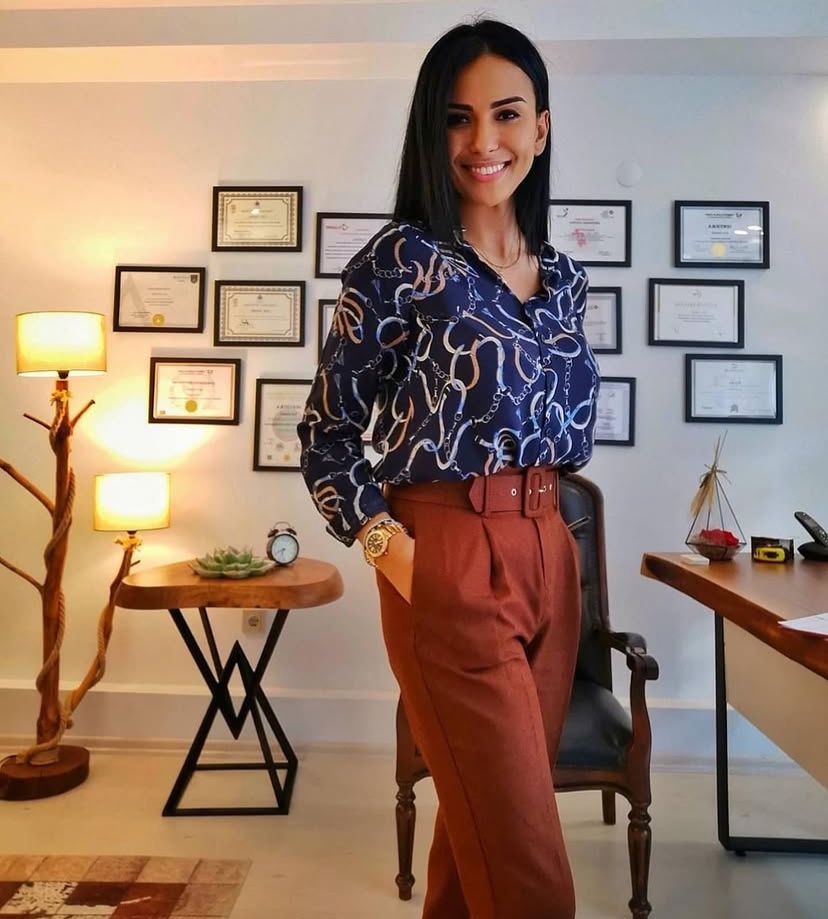 Psikolog Elif Doğru